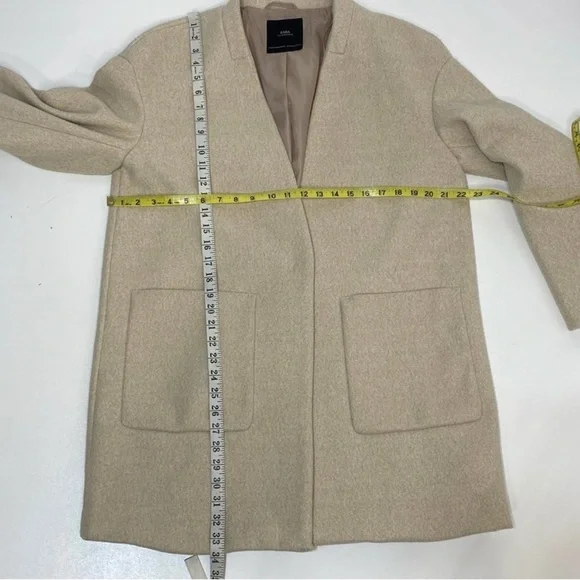 Zara Mid Length Cream Collarless Patch Pocket Coat - Picture 2 of 8